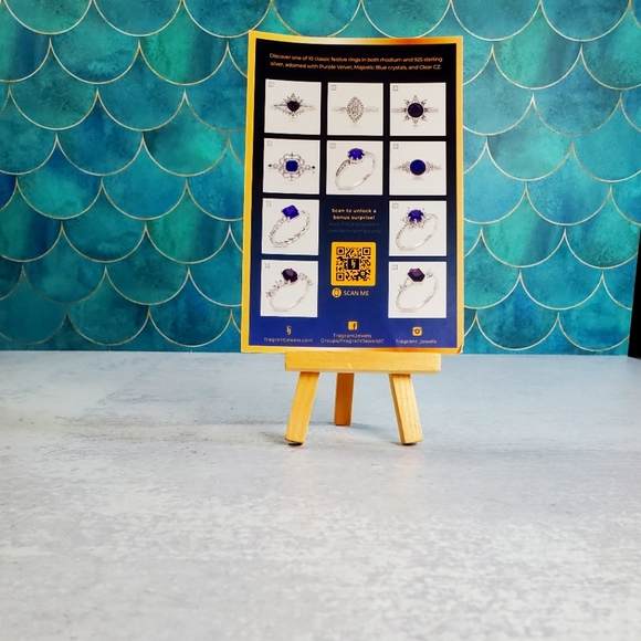 A Christmas Carol bath bomb - Picture 2 of 2